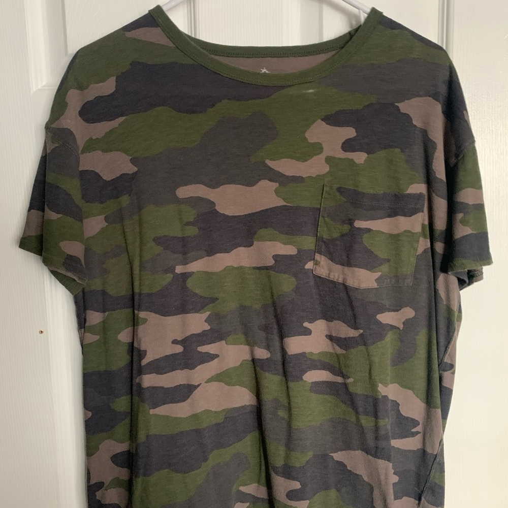 Aerie camo t-shirt